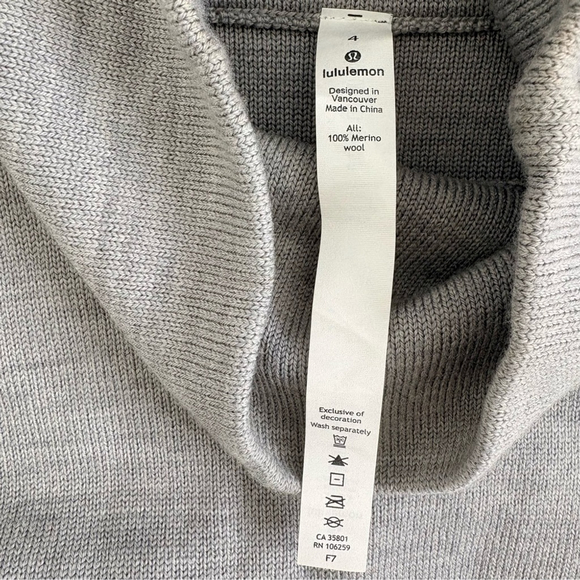 Lululemon | City Trek Turtleneck Sweater | Sz 4 | Heathered Silver Drop | EUC - Picture 3 of 6